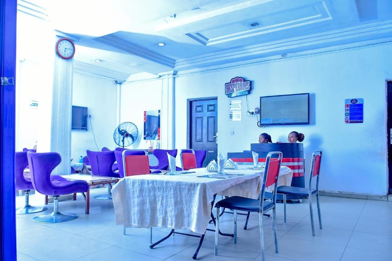 World Class Hotel & Apartments Abuja Exterior photo